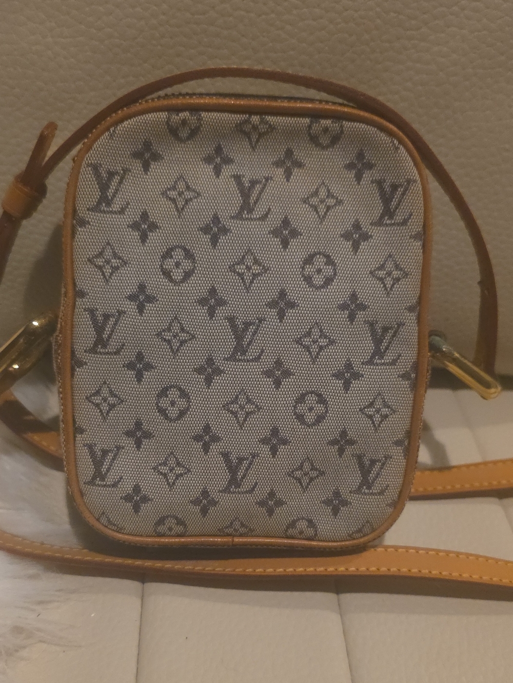 Louis Vuitton Mini Monogram Crossbody in Brown and Cream - Picture 2 of 14